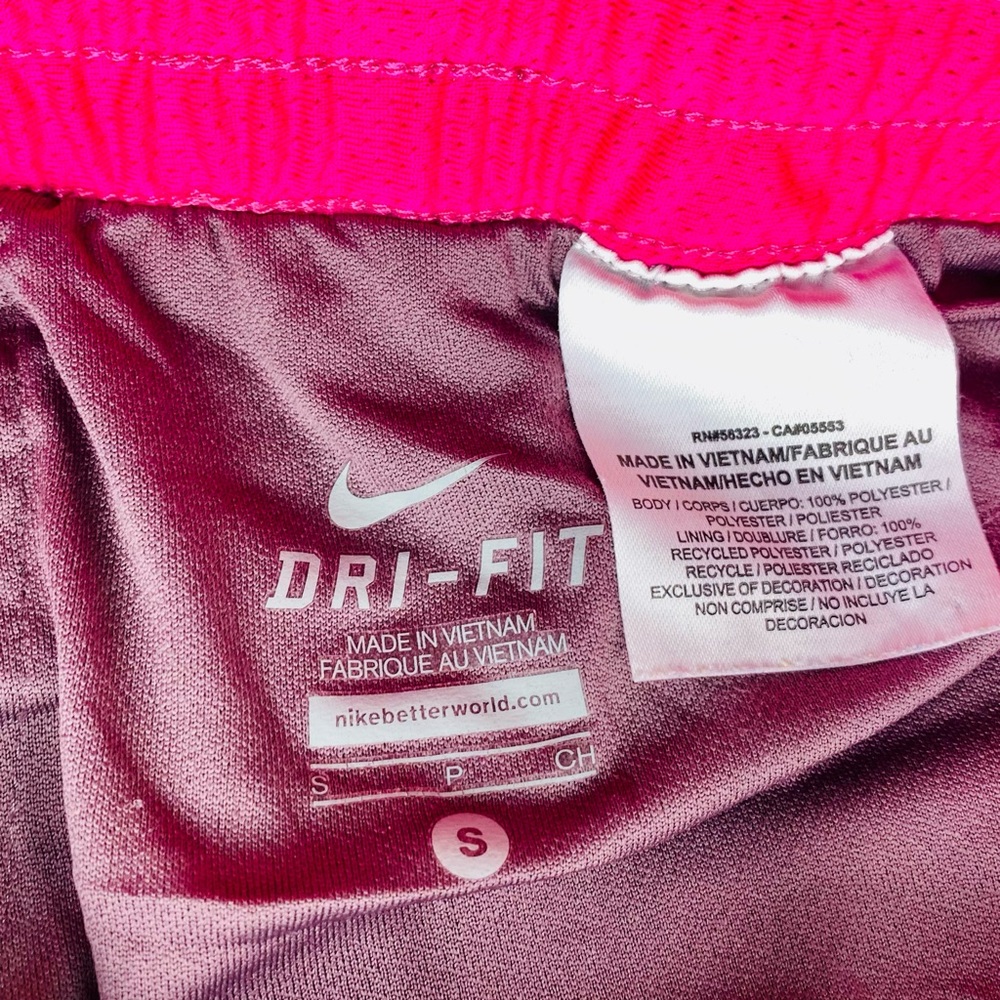 Nike Dri-Fit Shorts Activewear Lined Pink and Black. Host Pick - Picture 5 of 6